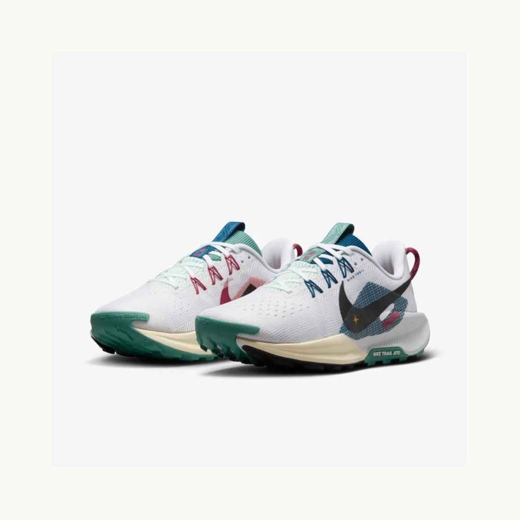 Nike Pegasus 5 Trail blanche