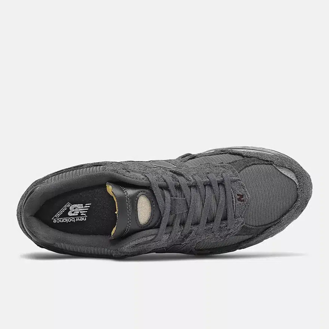 New Balance 2002R gris anthracite - Sneaker running rétro avec logo N signature, semelle sculptée et finitions daim premium, style urbain confortable