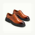 Derby marron cognac effet croco à semelle en gomme