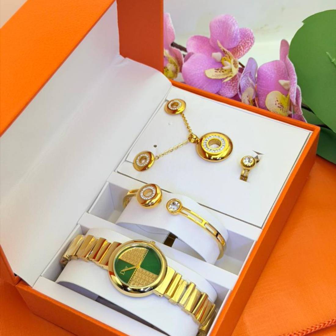 Coffret parure Dior - montre cadran vert malachite et bijoux or